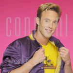 23-04-2004 Charly Luske at studio in Amsterdam, on behalf of musical Love me just a little bit more.

[keywords]Posed, Half Length, Eyecontact, Smiling[/keywords]